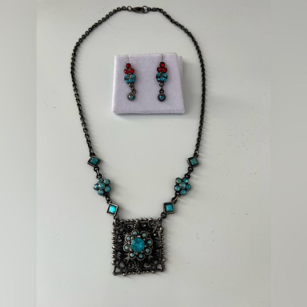 Elegant Turquoise and Red Jewelry Set